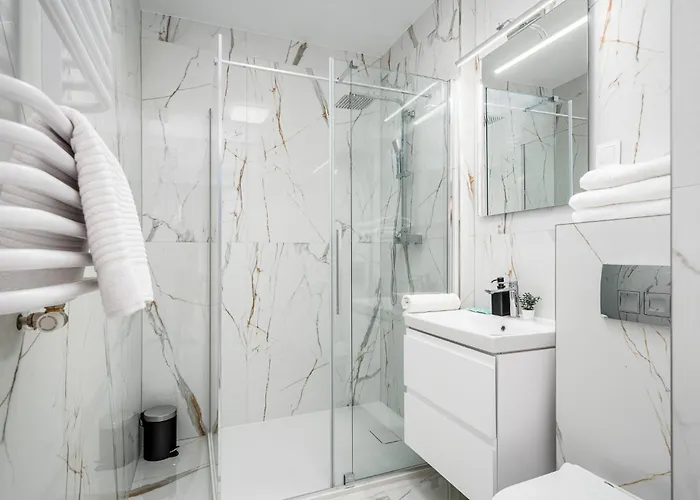 شقة Modern وارسو